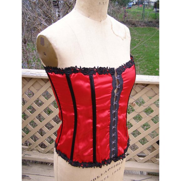 NEW size 38 Intimate Attitudes Red Lace up Corset - Picture 5 of 10